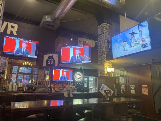 The DNVR Bar by null