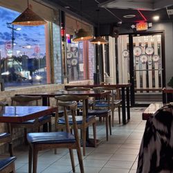 Hong Asian Noodle Bar - Inside
