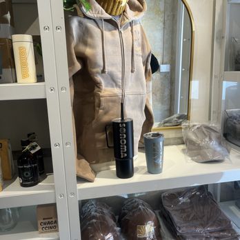 Sunflower Caffe - Coffee & Tea Near Me - Sonoma, California