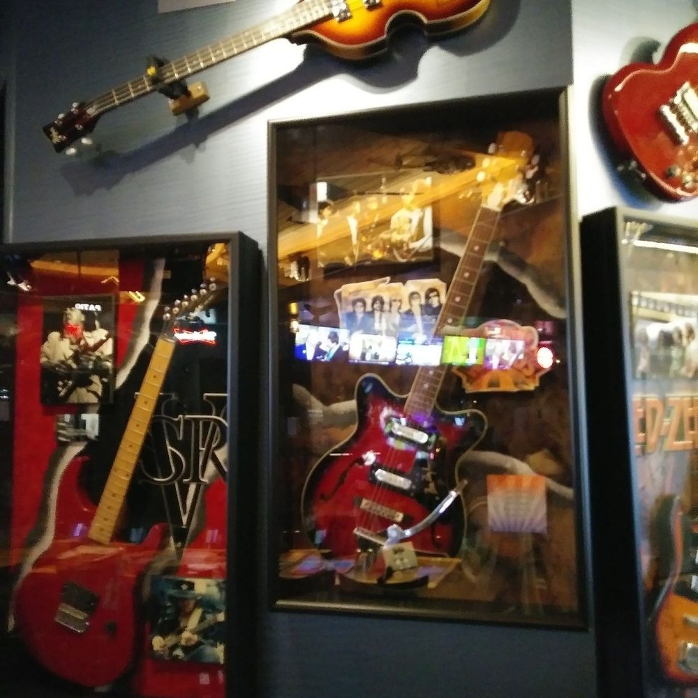 Big Rock Pub - American Near Me - Indio, California Big Rock Pub - American Near Me - Indio, California