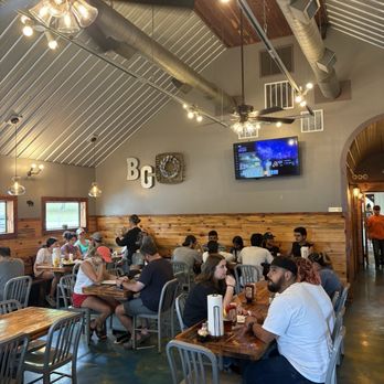 Buffalo Grill - Hochatown - American Near Me - Broken Bow, Oklahoma