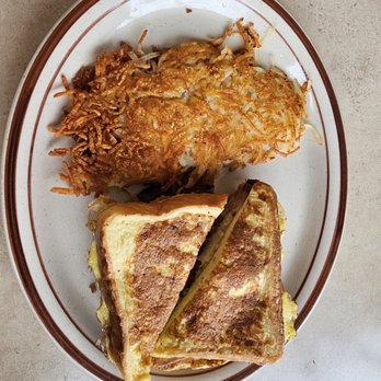 Settler's Family Restaurant - monte cristo and hash browns - Italian Near Me - Batavia, New York Settler's Family Restaurant - monte cristo and hash browns - Italian Near Me - Batavia, New York