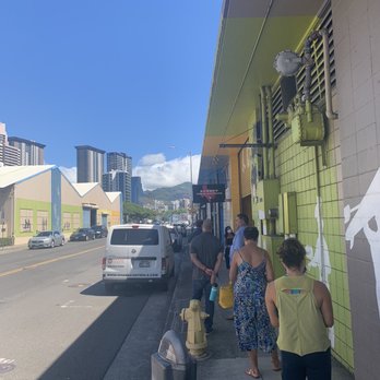 Sunset Texas Barbecue - Line wasn't too bad on a Friday around lunch time - took about 20 mins. - Barbeque Near Me - Honolulu, Hawaii Sunset Texas Barbecue - Line wasn't too bad on a Friday around lunch time - took about 20 mins. - Barbeque Near Me - Honolulu, Hawaii
