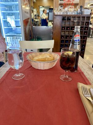 Museo del Jamón by null