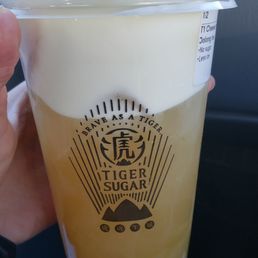 Vanilla Flavored Black Tea with Cheese Mousse