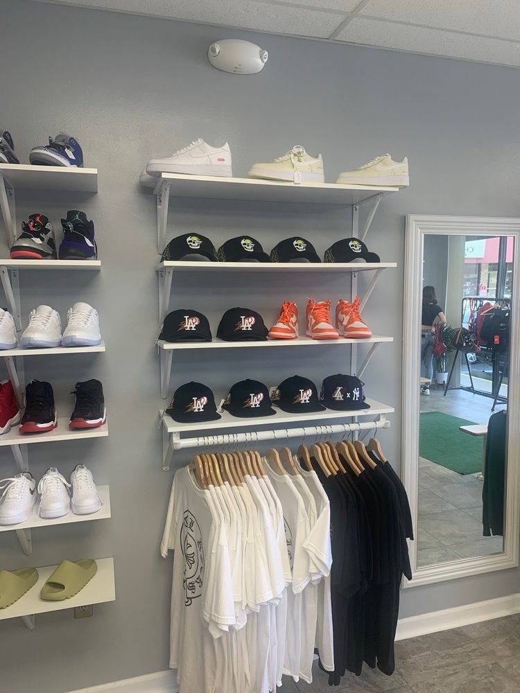 COASTAL KICKS Updated July 2024 144 Mary Esther Blvd, Mary Esther