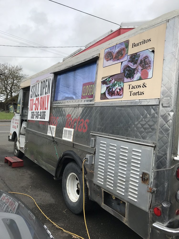 Juanita’s Taco Truck & Artisanal Food