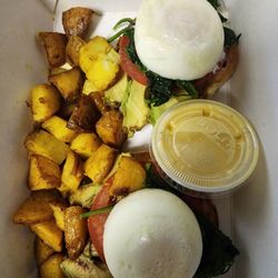 Down to Earth Cafe - Avocado Bennedict.