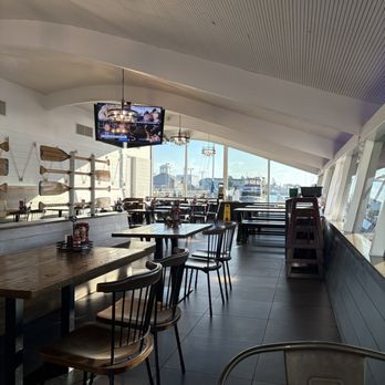 Seabreeze On The Dock - Interior - Seafood Near Me - Oakland, California Seabreeze On The Dock - Interior - Seafood Near Me - Oakland, California