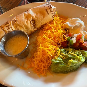 Muchacho - Garlic butter, tortillas and accompaniments - Tex-Mex Near Me - Southlake, Texas Muchacho - Garlic butter, tortillas and accompaniments - Tex-Mex Near Me - Southlake, Texas
