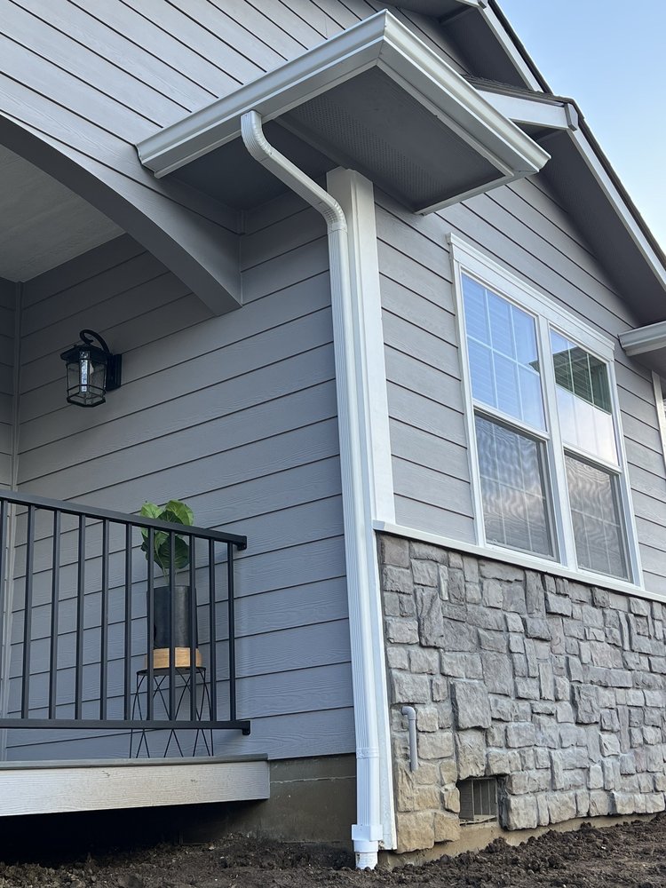 BUNNELL’S OVERHEAD DOOR Updated October 2024 16 Photos 991 NW