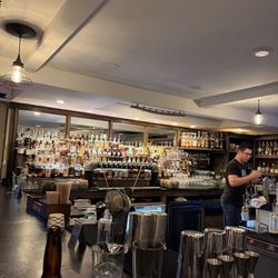 Bourbon's Kitchen & Cocktails