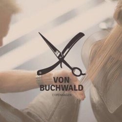 Von Buchwald Copenhagen - Christian von Buchwald ( Owner ) cutting long hair Aktion