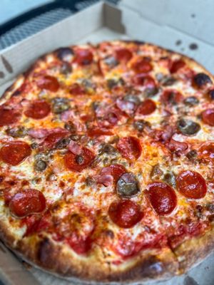Brothers Pizzeria by null