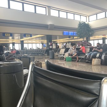 Eppley Airfield - OMA - Airports Near Me - Omaha, Nebraska Eppley Airfield - OMA - Airports Near Me - Omaha, Nebraska