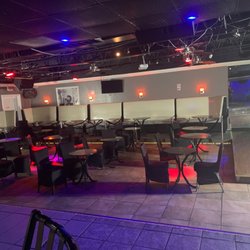 Kitchen Deloris is also a Night Club at night.