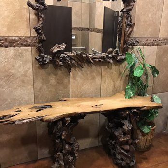 Burger Me! - The woman's bathroom - Burgers Near Me - Reno, Nevada
