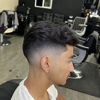 Xplicit Barbershop - Cut by @deckehm_fades_ - Barbers Near Me - Los Angeles, California Xplicit Barbershop - Cut by @deckehm_fades_ - Barbers Near Me - Los Angeles, California