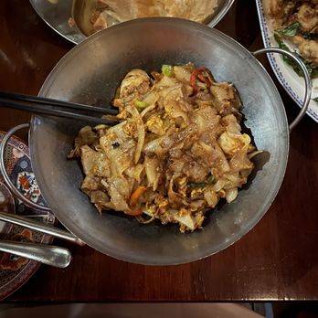 Laut - 2. Drunk-Man Noodle - Thai Near Me - New York, New York Laut - 2. Drunk-Man Noodle - Thai Near Me - New York, New York