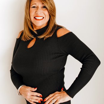 Shari Davis - Compass - Bringing good to others by being passionate about life! Helping fulfill home ownership dreams! - Real Estate Agents Near Me - San Diego, California Shari Davis - Compass - Bringing good to others by being passionate about life! Helping fulfill home ownership dreams! - Real Estate Agents Near Me - San Diego, California