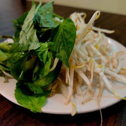 Soc Trang Vietnamese Restaurant - Accoutrement