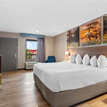 Days Inn by Wyndham Bainbridge - Guest room - Hotels Near Me - Bainbridge, Georgia Days Inn by Wyndham Bainbridge - Guest room - Hotels Near Me - Bainbridge, Georgia