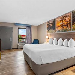 Days Inn by Wyndham Bainbridge - Guest room