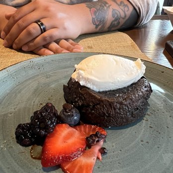 Avalon Grille - Lava Cake - New American Near Me - Avalon, California Avalon Grille - Lava Cake - New American Near Me - Avalon, California