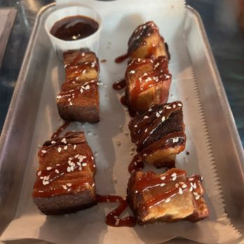 Lincoln Avenue Brewery - Pork belly bites - Brewpubs Near Me - Calistoga, California Lincoln Avenue Brewery - Pork belly bites - Brewpubs Near Me - Calistoga, California