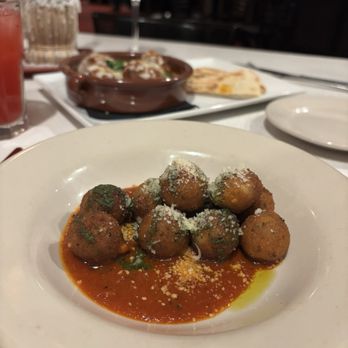 SAINT ROCCO’S NEW YORK ITALIAN - Updated March 2025 - 777 Photos & 539 ...