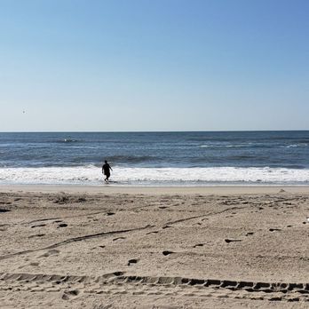 Jacob Riis Park - morning about 930am - Beaches Near Me - Far Rockaway, New York Jacob Riis Park - morning about 930am - Beaches Near Me - Far Rockaway, New York