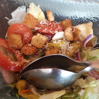 Olive Garden Italian Restaurant - Salad - Italian Near Me - Kenner, Louisiana