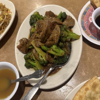 Hong Kong Restaurant - Beef and broccoli - Chinese Near Me - Cambridge, Massachusetts Hong Kong Restaurant - Beef and broccoli - Chinese Near Me - Cambridge, Massachusetts