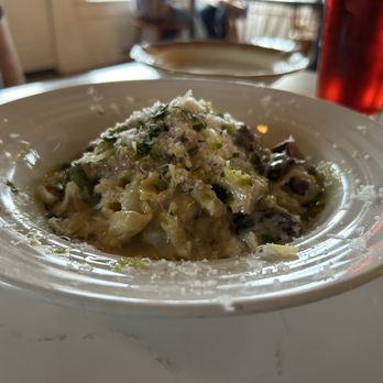 Tenth House - Fettuccine al funghi - Pizza Near Me - Friday Harbor, Washington Tenth House - Fettuccine al funghi - Pizza Near Me - Friday Harbor, Washington