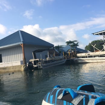Paradise Rental Boats - Boating Near Me - Gainesville, Georgia
