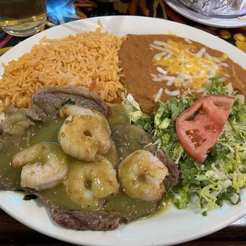 Casa Agave Mexican Grill - Steak & Shrimp with green sauce - Mexican Near Me - Wildwood, Florida