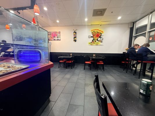 Vinny's Pizza by null