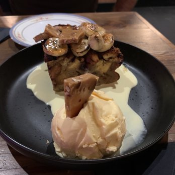 Finch - Banana Bread Pudding w/ Ice Cream - American Near Me - Wildomar, California Finch - Banana Bread Pudding w/ Ice Cream - American Near Me - Wildomar, California