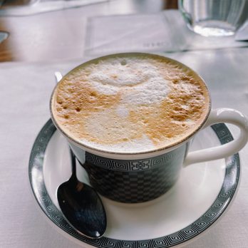 Romeo Hotel - Hotels Near Me - Naples, NA