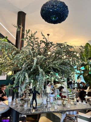 Café-Flor / Bar 21 by null