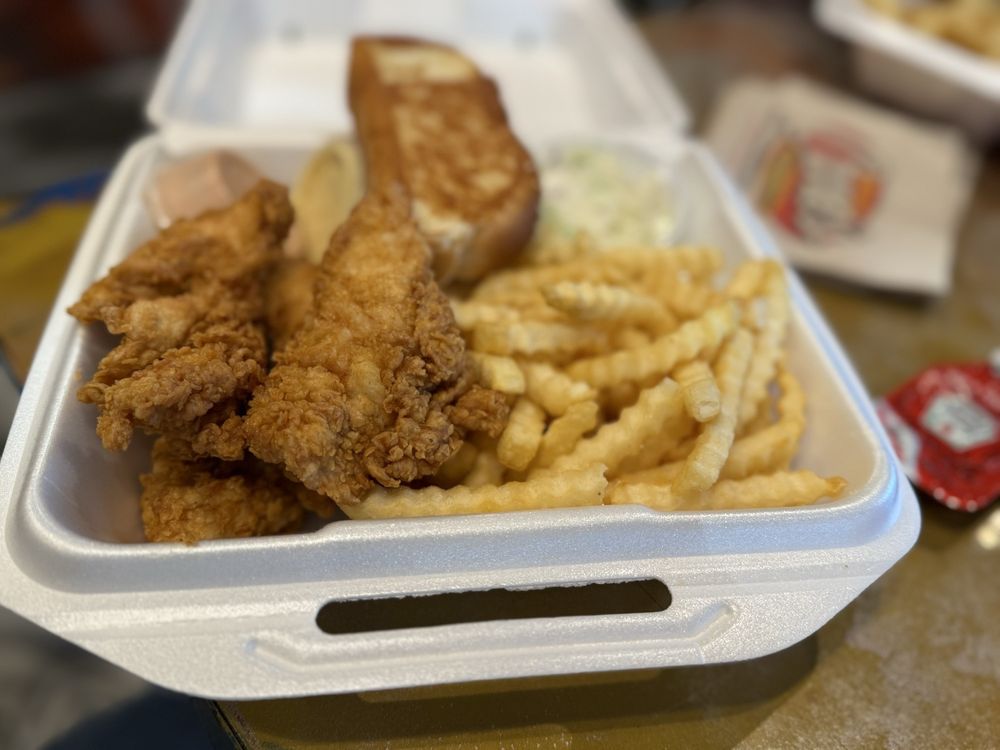 Food from Raising Cane's Chicken Fingers