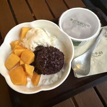 Makkee Dessert - Mango Snow Black Sticky Rice - Desserts Near Me - Mountain View, California Makkee Dessert - Mango Snow Black Sticky Rice - Desserts Near Me - Mountain View, California