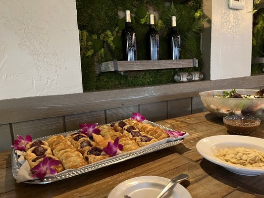 In the Weeds by null