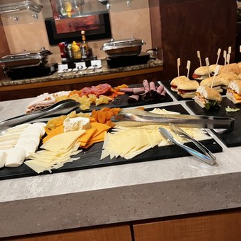 Delta Sky Club - Airport Lounges Near Me - Portland, Oregon Delta Sky Club - Airport Lounges Near Me - Portland, Oregon