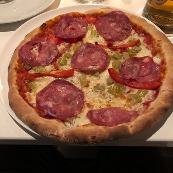 Giotto - That's a big pizza - Italian Near Me - Berlin, BE