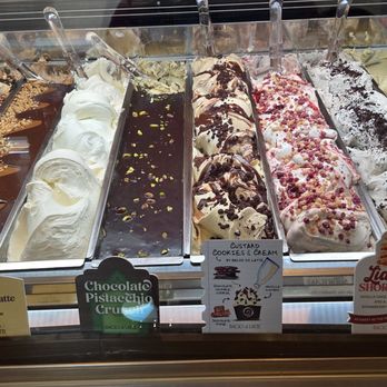 Bacio Di Latte - Gelato Display  05-08-2026 - Desserts Near Me - Torrance, California