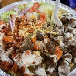 Maaz's Chicken - Mix over rice with white sauce