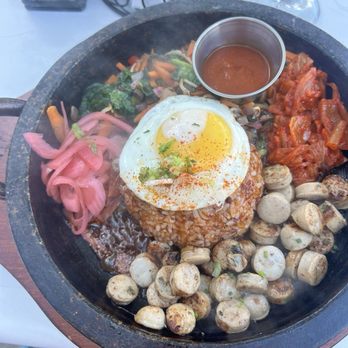 Sweet Maple - Sizzling Stonepot - Breakfast & Brunch Near Me - Santa Monica, California Sweet Maple - Sizzling Stonepot - Breakfast & Brunch Near Me - Santa Monica, California