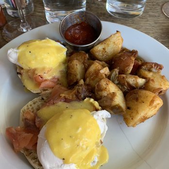 Anthony David's - Salmon benedict - Breakfast & Brunch Near Me - Hoboken, New Jersey