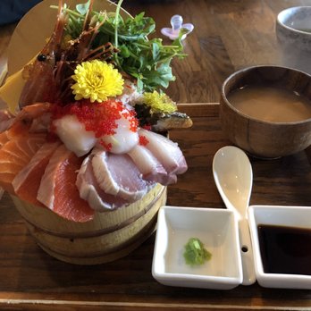 Raisu - Seafood tower - Japanese Near Me - Vancouver, British Columbia Raisu - Seafood tower - Japanese Near Me - Vancouver, British Columbia